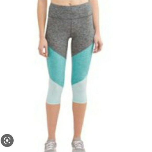 2 PIECE SPORTSWEAR CROPPED PANTS LEGGINGS AND TOP SMALL NEW WOMENS - Picture 9 of 9